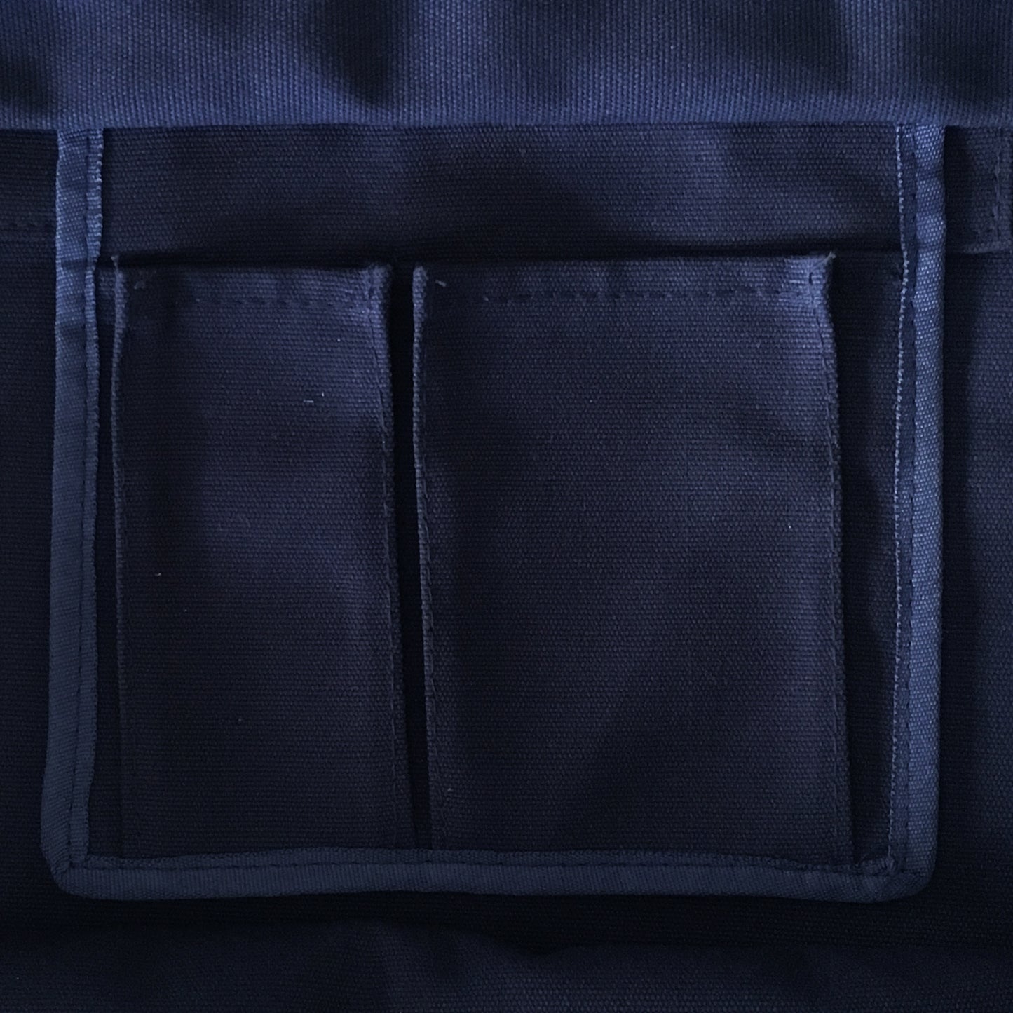 College Zipper Large Tote (Navy)